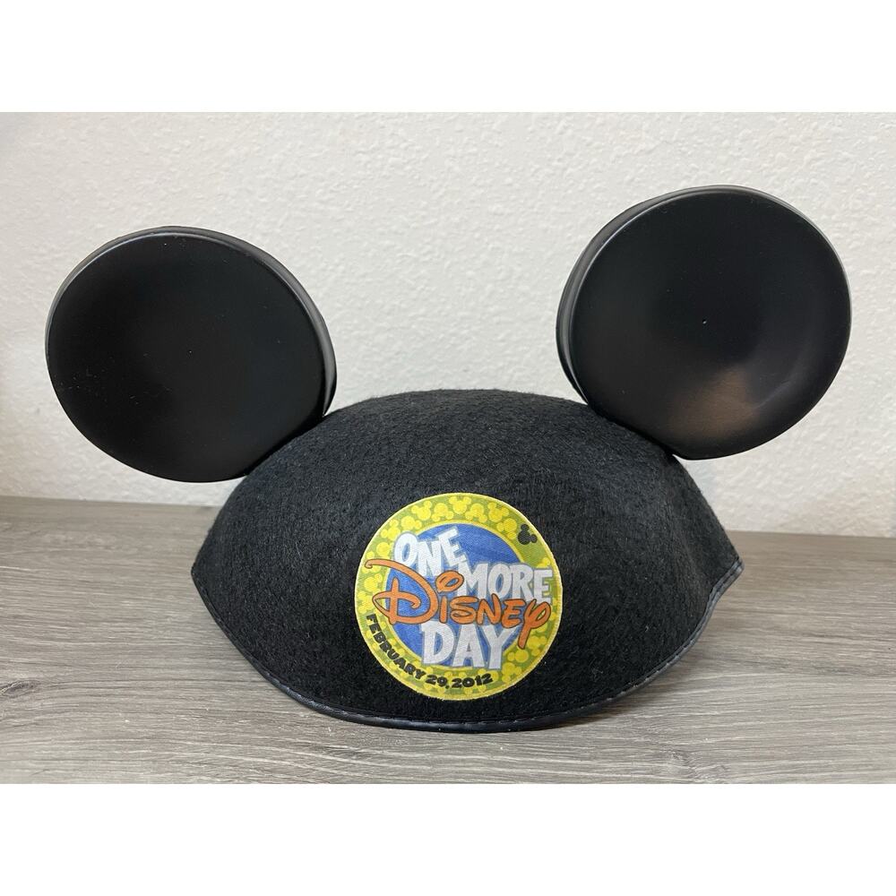 Disney Mickey Mouse Ears One More Disney Day Feb 29 2012 Leap Year LE Hat RARE